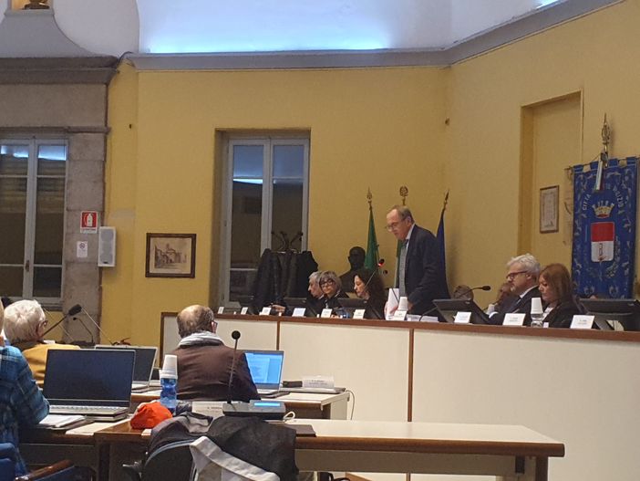 Il sindaco Antonelli interviene in consiglio comunale