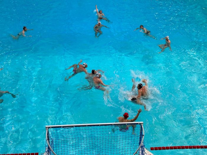 Busto Pallanuoto sfida un Bocconi Sport Team affamato di punti: «Ci faremo trovare pronti»