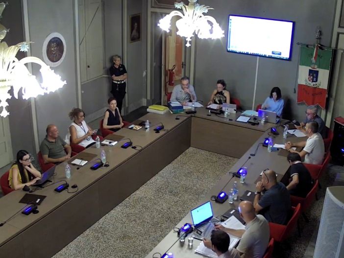 In consiglio a Gorla Minore non passa la modifica allo statuto comunale della maggioranza In consiglio a Gorla Minore non passa la modifica allo statuto comunale della maggioranza