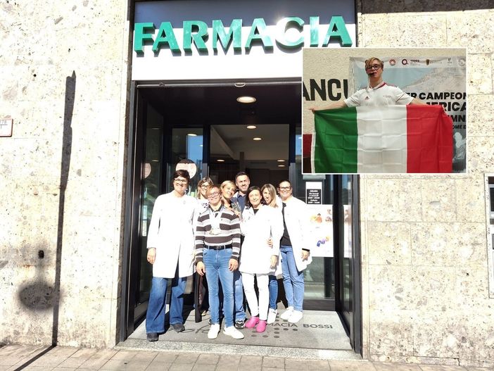 Foto di gruppo davanti alla Farmacia Bossi, nel riquadro Riccardo sul podio dei Giochi Panamericani