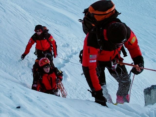 Il Soccorso alpino all'opera (foto d'archivio)