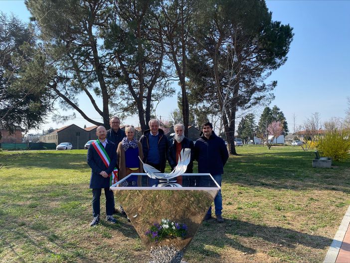 In fondo le foto dei processi di realizzazione