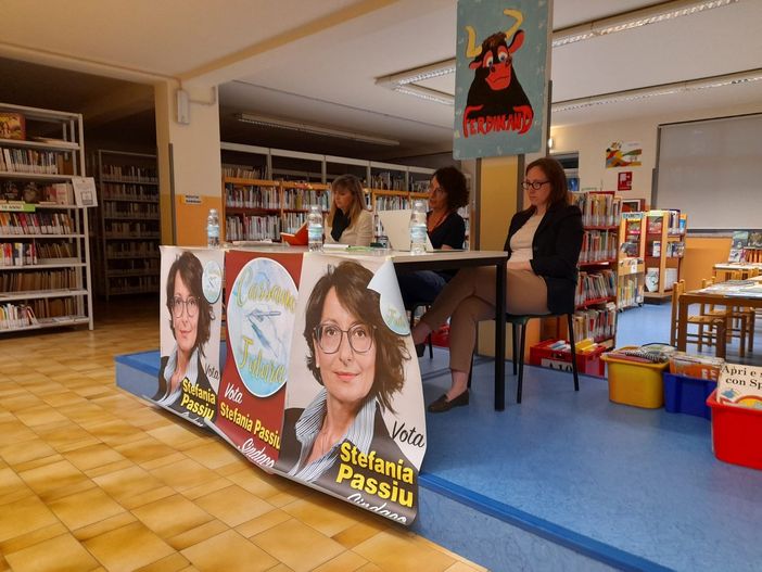 Da sinistra, Stefania Barile, Stefania Passiu, Martina Oldrini Da sinistra, Stefania Barile, Stefania Passiu, Martina Oldrini
