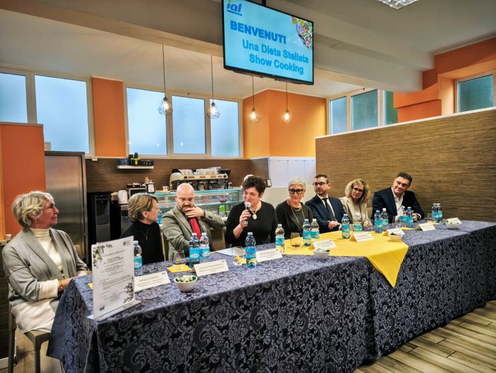 VIDEO. Una dieta stellata: primo show cooking per pazienti nefropatici al via in Asst Valle Olona