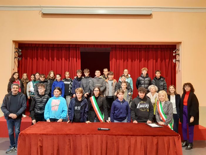 Kristel Maleci è il nuovo sindaco del Consiglio Comunale dei Ragazzi di Olgiate