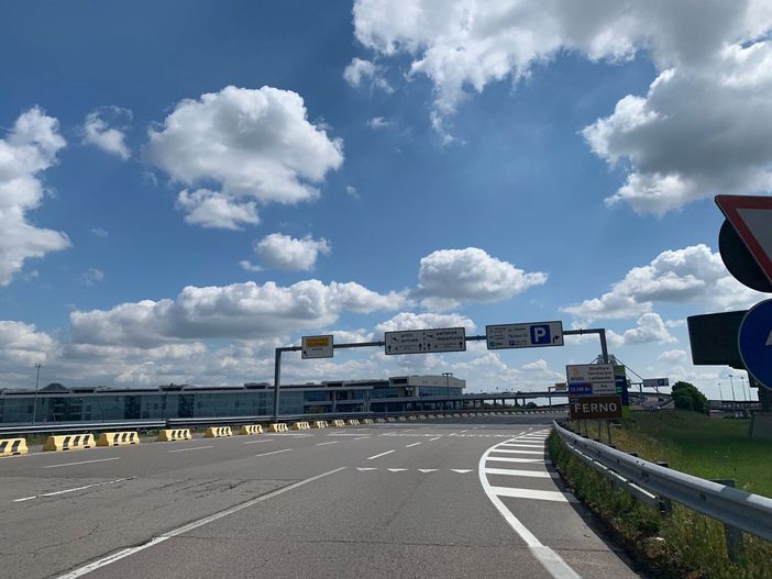 Malpensa, manifestazione e presidio degli addetti alle pulizie