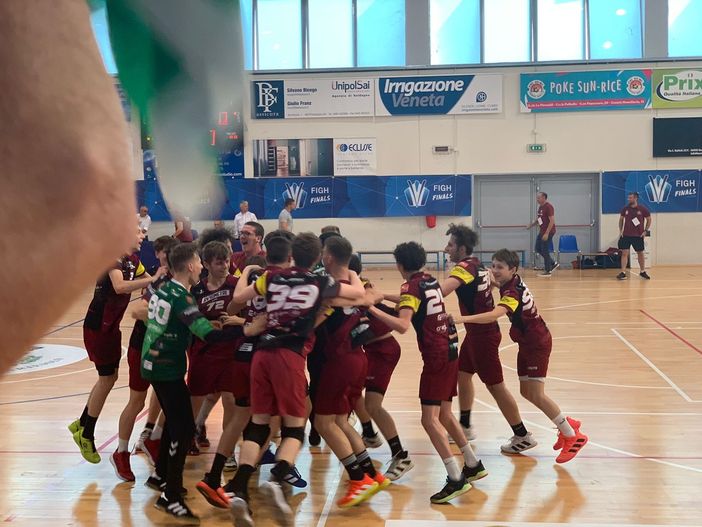 Pallamano Cassano: l'Under 17 trionfa alle finali Nazionali Pallamano Cassano: l'Under 17 trionfa alle finali Nazionali