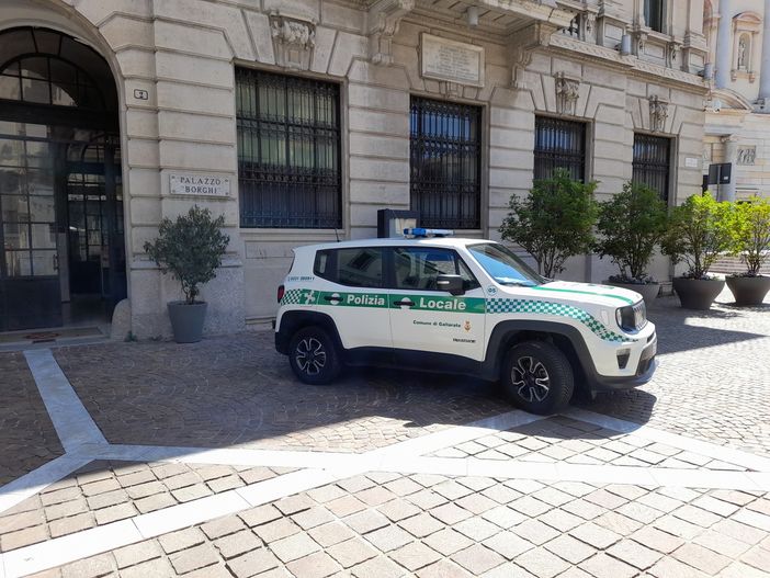 Raggira soggetti “fragili” a Gallarate, la Polizia Locale lo incastra Raggira soggetti “fragili” a Gallarate, la Polizia Locale lo incastra