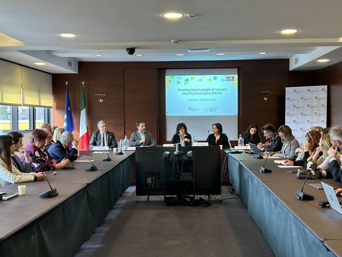 Ats Insubria e Confindustria Varese premiano i luoghi di lavoro che promuovono salute Ats Insubria e Confindustria Varese premiano i luoghi di lavoro che promuovono salute