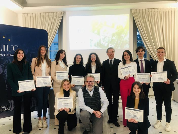 Pioggia di borse di studio alla Liuc Pioggia di borse di studio alla Liuc