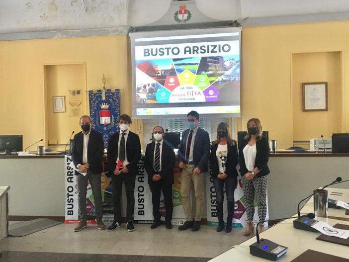 La presentazione dell'operazione "Busto la tua nuova città su misura" in Comune La presentazione dell'operazione "Busto la tua nuova città su misura" in Comune