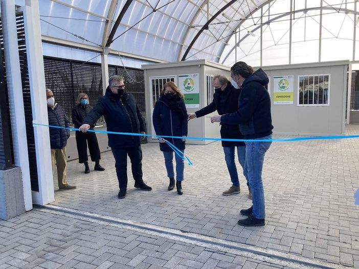 L'inaugurazione del Centro del Riuso L'inaugurazione del Centro del Riuso