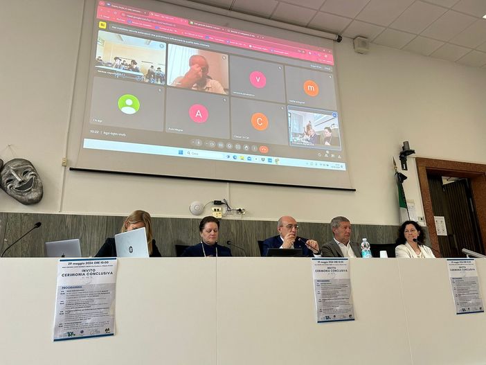 Brevetto di navigazione in Rete, al liceo Crespi gli studenti di tutta Italia presentano i loro progetti Brevetto di navigazione in Rete, al liceo Crespi gli studenti di tutta Italia presentano i loro progetti