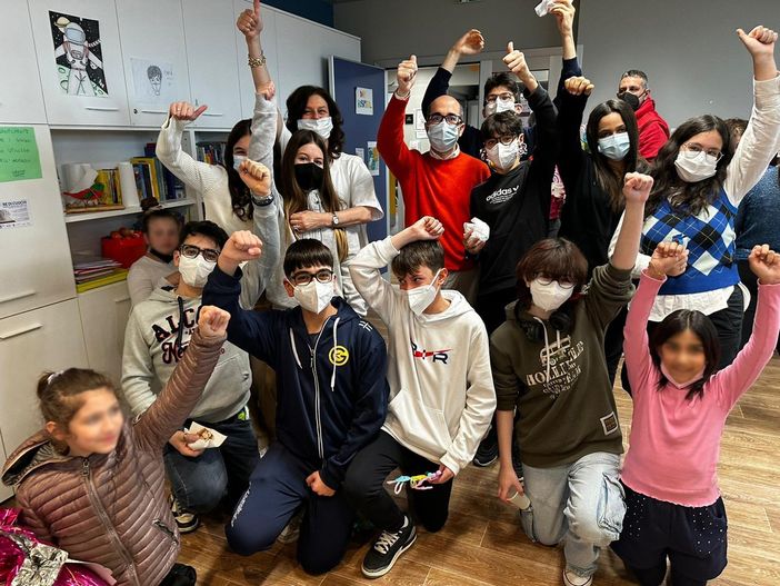FOTO. I ragazzi della scuola da Vinci di Castellanza visitano il Del Ponte: «Abbiamo trovato tantissimi sorrisi» FOTO. I ragazzi della scuola da Vinci di Castellanza visitano il Del Ponte: «Abbiamo trovato tantissimi sorrisi»