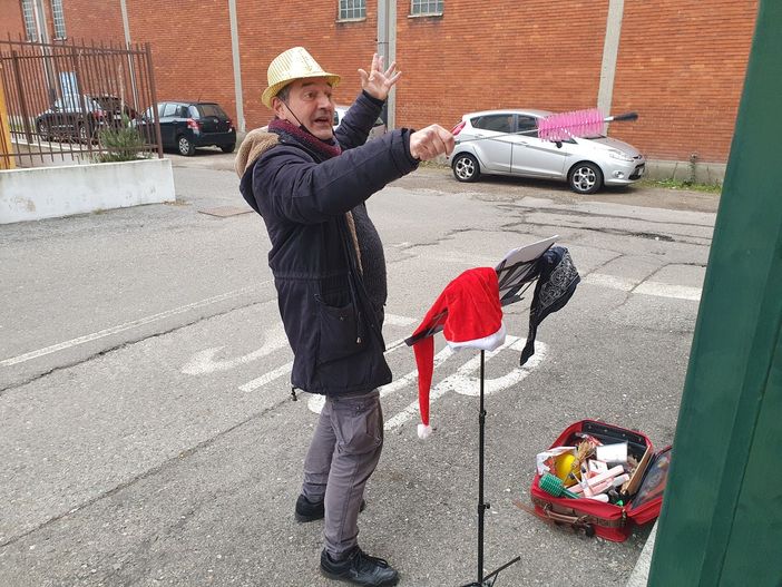 Driiin! Suona il campanello: c’è una favola al citofono di Gianni Rodari