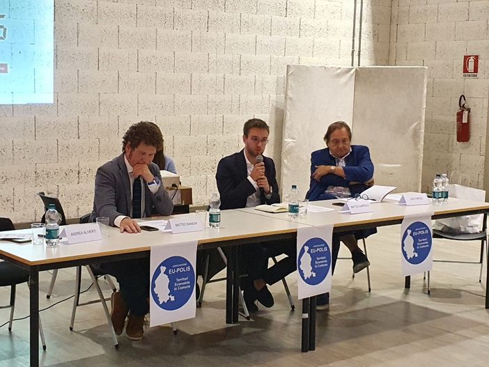 Domande secche ai candidati e ritmo serrato. Dibattito vivace con Eu-Polis