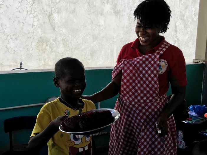 Haiti, la festa dei bimbi copre il rumore della guerra