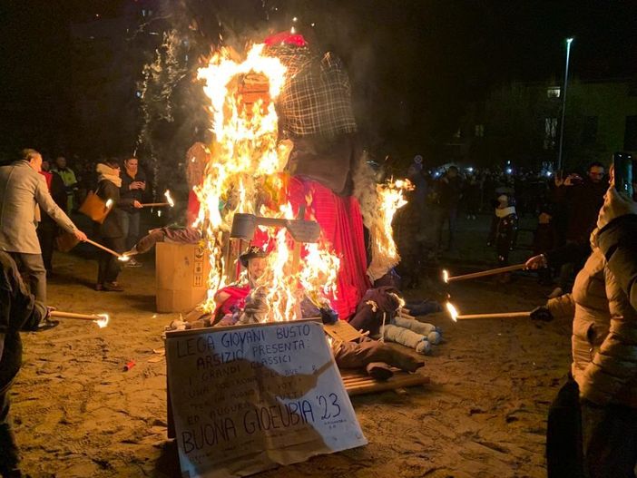 Il falò dello scorso anno Il falò dello scorso anno