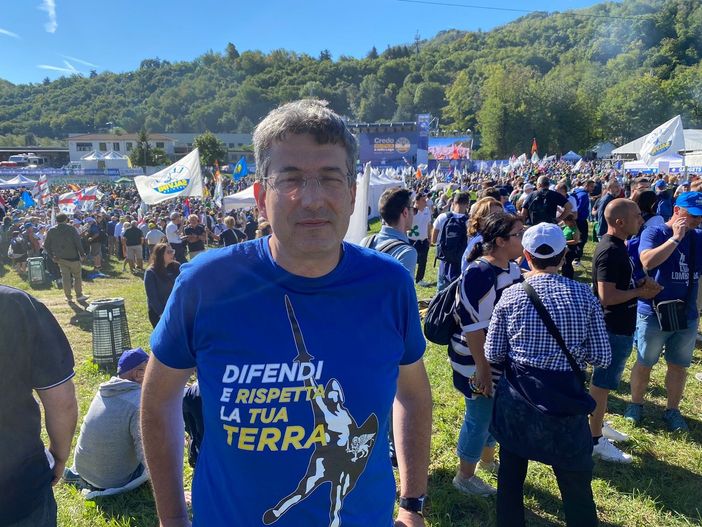 VIDEO E FOTO. La Lega varesina: «Noi carichi dell'energia di Pontida». E il ministro Giorgetti: «Ci vuole coraggio per avere equilibrio»