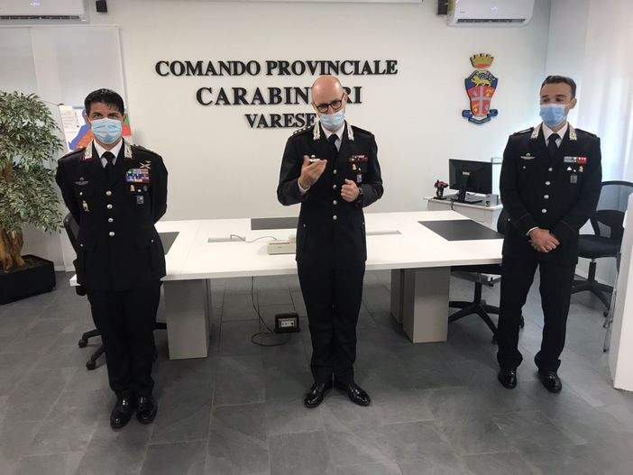 Da sinistra: il tenente colonnello Ninni, il comandante provinciale Piasentin e il maggiore Pirrera Da sinistra: il tenente colonnello Ninni, il comandante provinciale Piasentin e il maggiore Pirrera