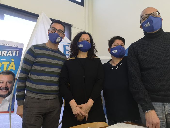 Al gazebo virtuale la vicesindaco Manuela Maffioli (seconda da sinistra) con Vincenzo Marra, Giuseppina Basalari e Domenico Donadio