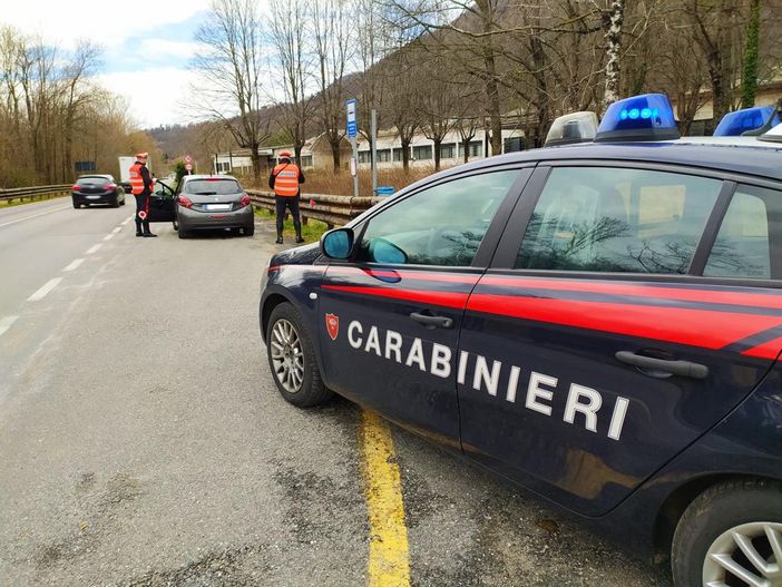Marijuana in casa, percosse e minacce: nei guai consigliere comunale in Valcuvia