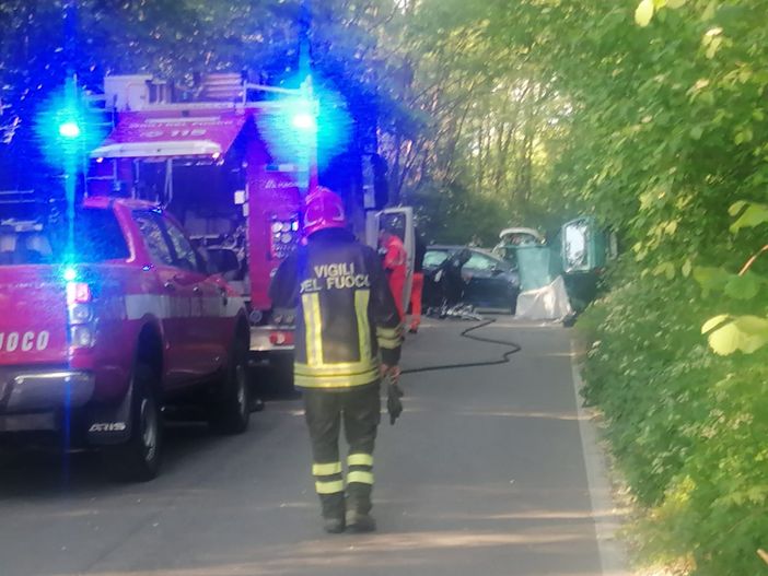 FOTO. Malnate, pauroso incidente in via Primo Maggio: un morto e due feriti FOTO. Malnate, pauroso incidente in via Primo Maggio: un morto e due feriti