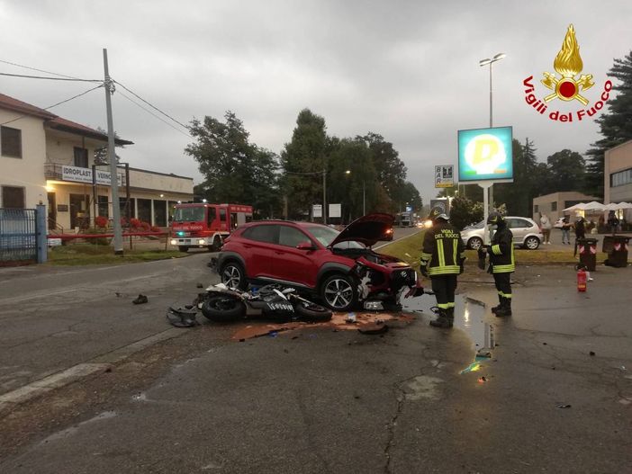 Vergiate, schianto sul Sempione: ragazzo di 27 anni muore in moto