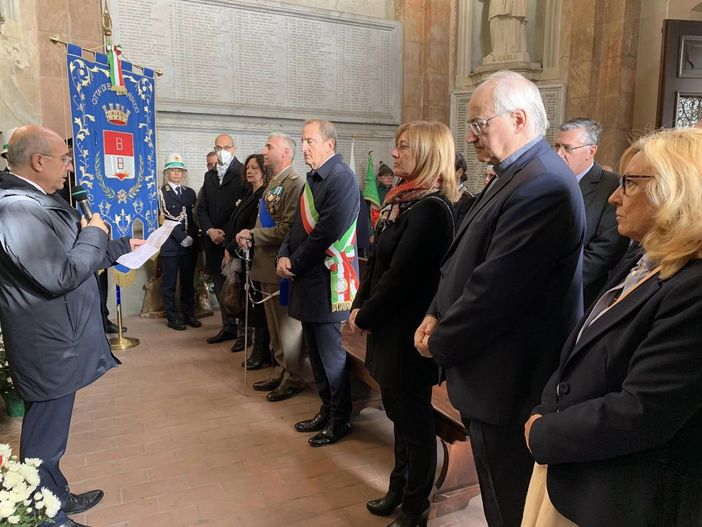 Giornata dell'unità nazionale e delle forze armate, intensa partecipazione a Busto Giornata dell'unità nazionale e delle forze armate, intensa partecipazione a Busto
