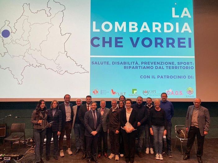 Gli intervenuti al Multisala Impero di Varese Gli intervenuti al Multisala Impero di Varese