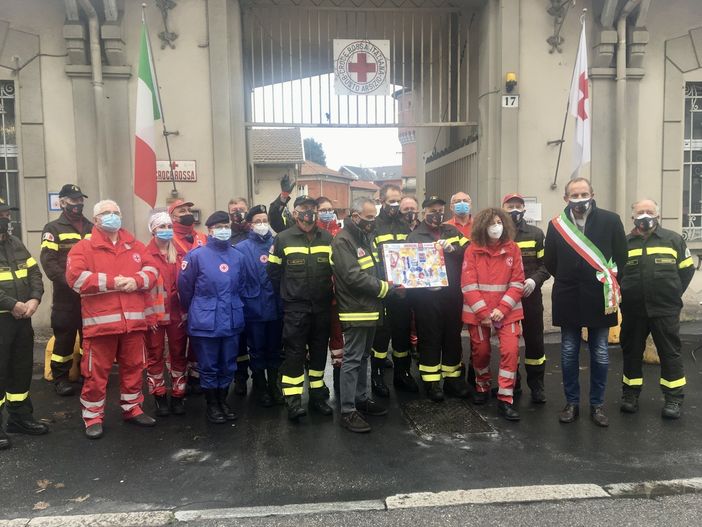 La visita alla Croce Rossa lo scorso Natale