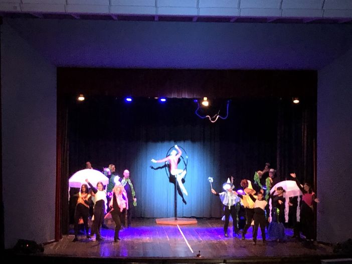 VIDEO E FOTO. “Occhio a Pinocchio”: il cuore di Busto batte due volte sul palco VIDEO E FOTO. “Occhio a Pinocchio”: il cuore di Busto batte due volte sul palco