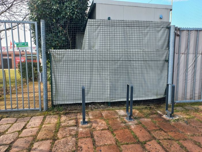 Portabici in via della Pace