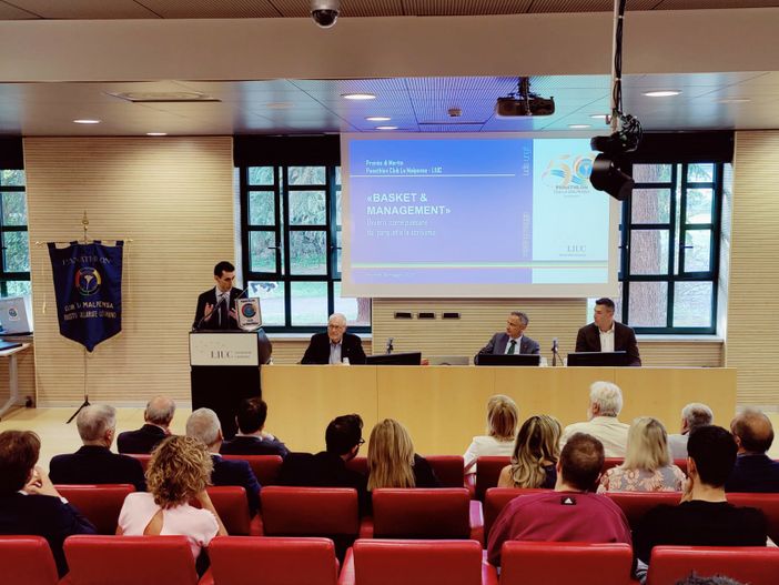Il cielo in una vasca: il Panathlon club La Malpensa assegna il premio Studio e Sport