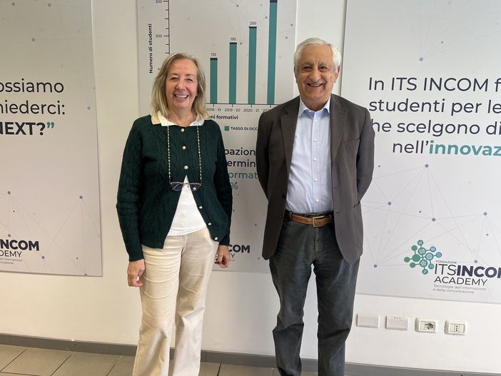 La direttrice Ramponi e il presidente Di Rienzo La direttrice Ramponi e il presidente Di Rienzo