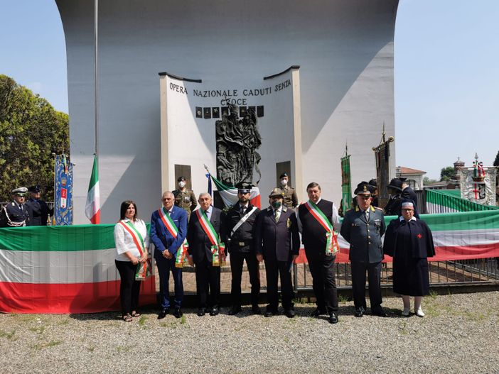 Samarate e i Caduti senza Croce: «Mantenere viva la memoria» Samarate e i Caduti senza Croce: «Mantenere viva la memoria»