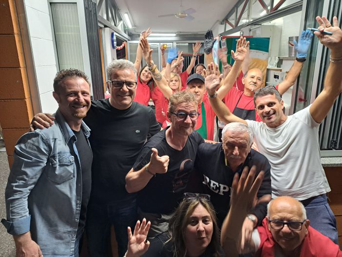 Nel torneo tra i bar di Busto vince la solidarietà verso i più piccoli Nel torneo tra i bar di Busto vince la solidarietà verso i più piccoli