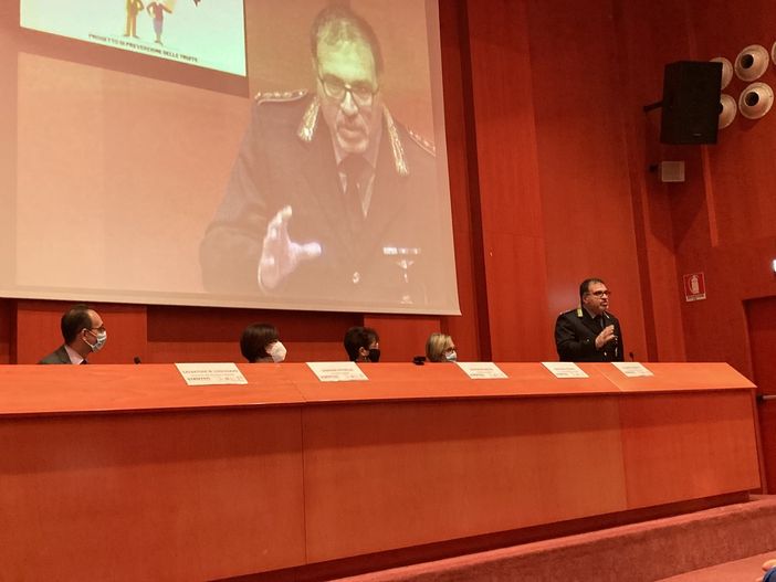 L'ultima truffa agli anziani? Sventata a Busto dalla polizia locale poche ore fa