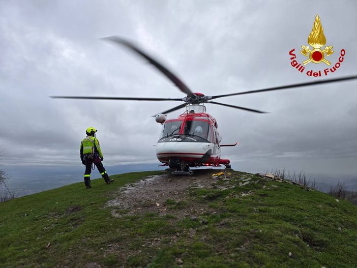 Gruppo di 22 scout bloccati dal maltempo nel Comasco, recuperati dai vigili del fuoco Gruppo di 22 scout bloccati dal maltempo nel Comasco, recuperati dai vigili del fuoco