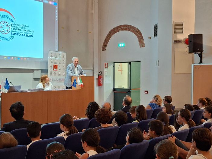 Il presidente Ianni al Museo del Tessile