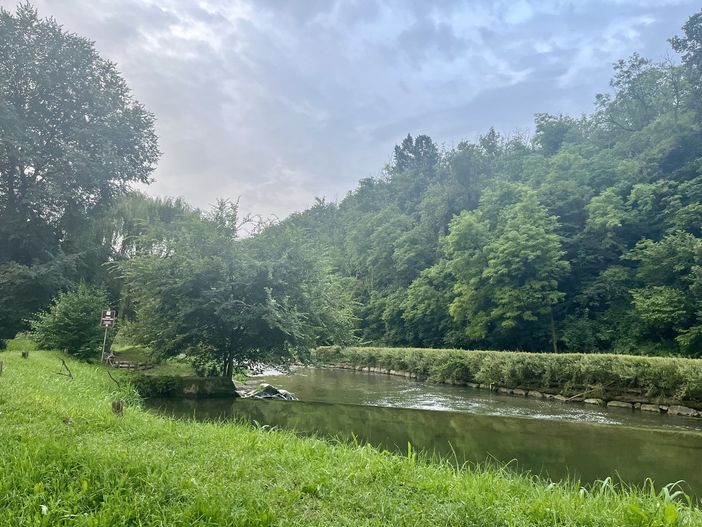 Calipolis lancia un nuovo sogno, un labirinto in cui ritrovarsi: «Donateci le pietre per realizzarlo»