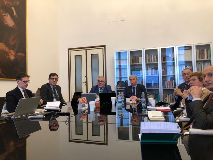 Consulta dei sindaci delle città capoluogo lombarde e Trenord: un incontro sul servizio ferroviario Consulta dei sindaci delle città capoluogo lombarde e Trenord: un incontro sul servizio ferroviario