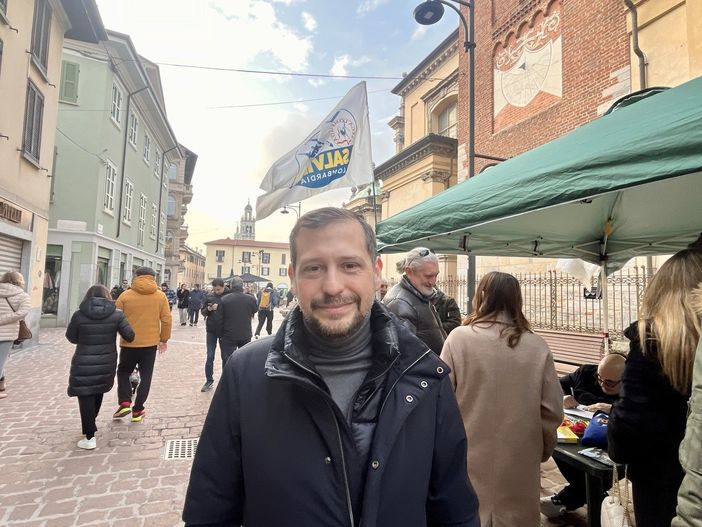 «Il nuovo ospedale sarà un grande progetto e merita la fermata del treno. Il Pd? Rifletta sulle potenzialità delle sedi attuali invece di rosicare» «Il nuovo ospedale sarà un grande progetto e merita la fermata del treno. Il Pd? Rifletta sulle potenzialità delle sedi attuali invece di rosicare»