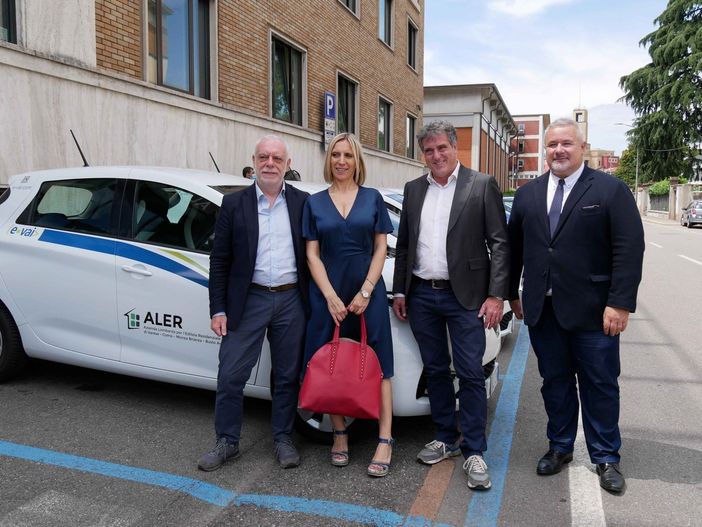 Il car sharing E-Vai si sviluppa: auto elettriche disponibili in otto complessi residenziali Aler