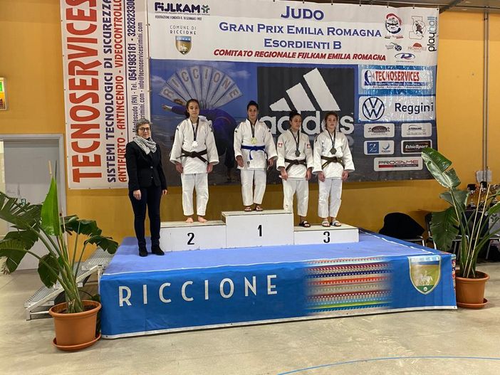 Stella Imparato sul secondo gradino del podio