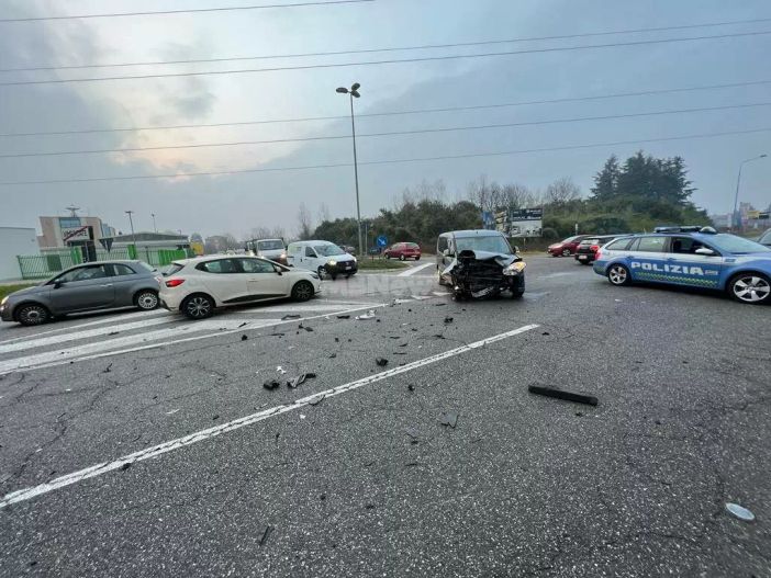 La foto dell'incidente tratta da Mbnews.it