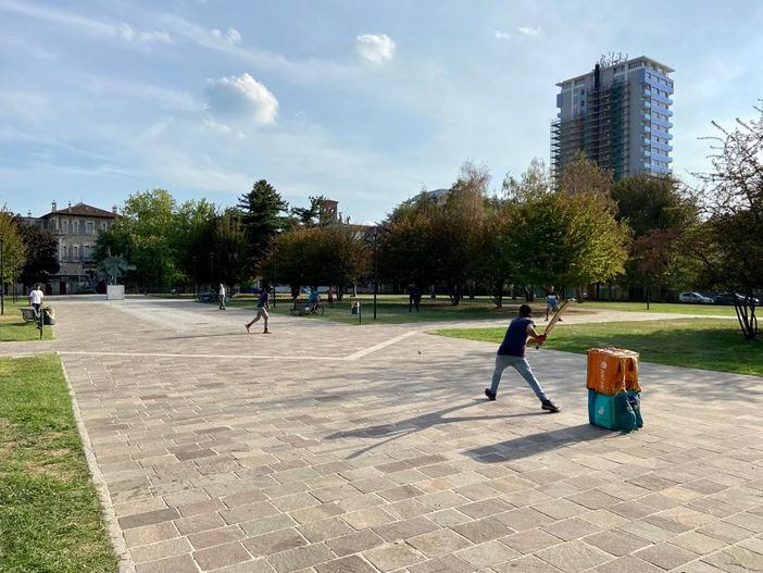 LA FOTO - Una vita (difficile) vissuta e bella come un gioco