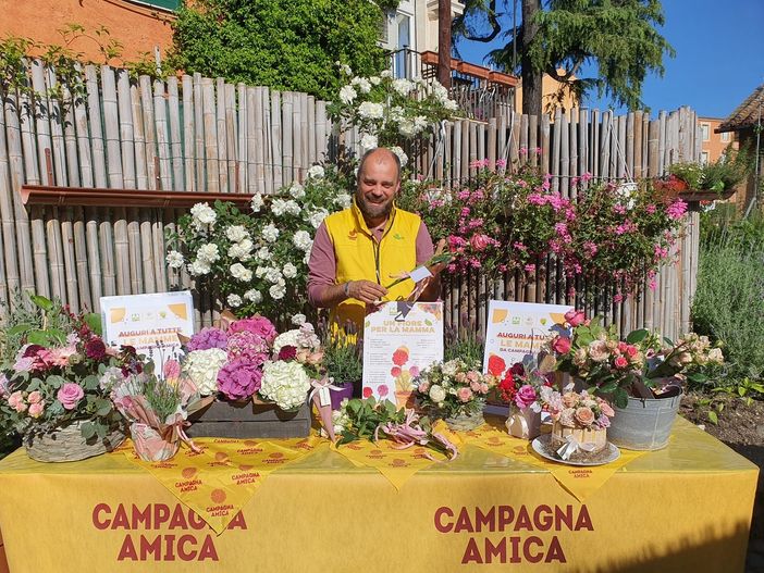 Coldiretti Varese: Festa della Mamma, per 6 cittadini su 10 il regalo sarà floreale