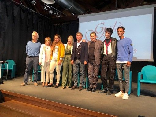 I protagonisti della 34ª edizione del Galà della Castagna d'Oro di Frabosa Sottana sul palco del GalaPalace