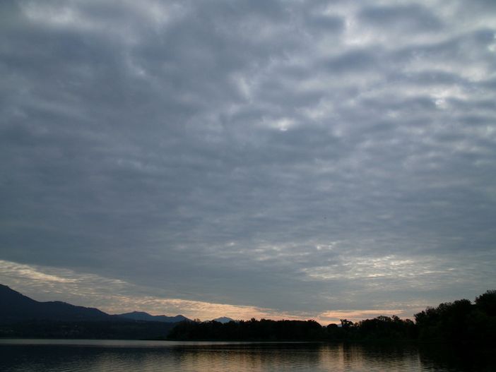 Piogge, variabilità e temperatura giù fino a lunedì. Con la sorpresa della neve al Campo dei Fiori